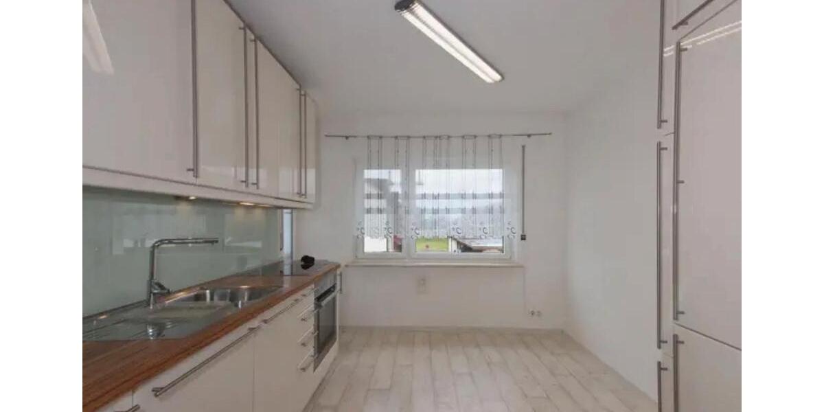 Etagenwohnung Grenzach-Wyhlen Wyhlen - 5 Zimmer, 92 m&sup2;, 319.000&euro; | Angebot:26380770