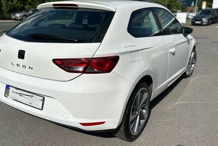 Seat Leon 168.000 km 5.990 &euro; Hagen 58099