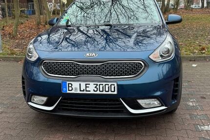 Kia Niro 92.500 km 13.500 &euro; Berlin 13347
