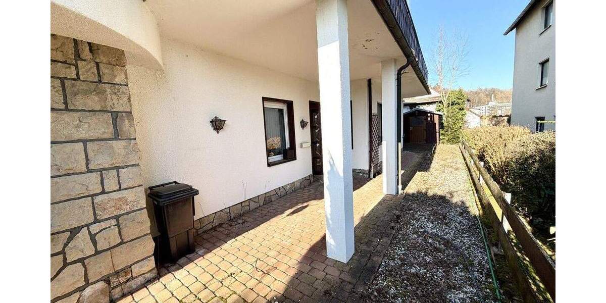 Mehrfamilienhaus, Wohnhaus Bad Sachsa - 7 Zimmer, 224 m&sup2;, 189.000&euro; | Angebot:25697817