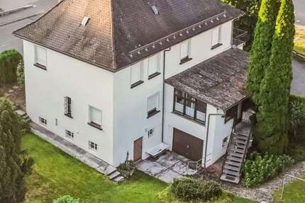 Haus zum Kaufen in Ochsenhausen 450.000 € 200 m² 7 zimmer
