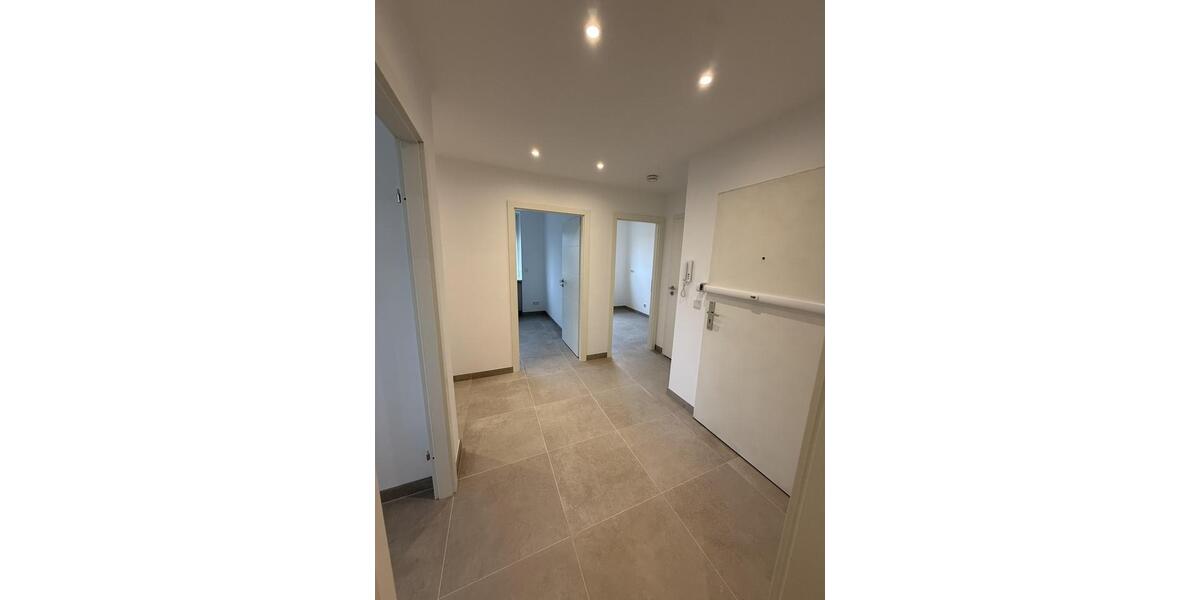 Etagenwohnung Steinbach (Taunus) - 3 Zimmer, 73 m&sup2;, 1.300&euro; | Angebot:24456351