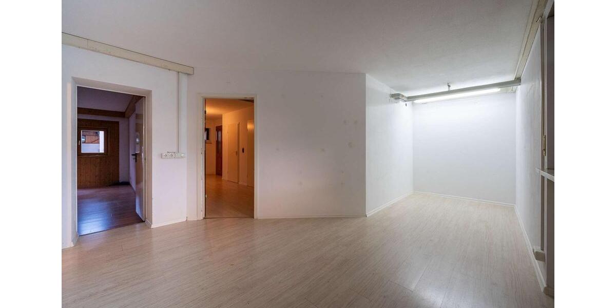 Reihenhaus Oberhaching Deisenhofen - 4 Zimmer, 195 m&sup2;, 2.990&euro; | Angebot:25268910