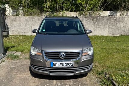 VW Touran 172.000 km 3.200 &euro; Asbach-Bäumenheim 86663