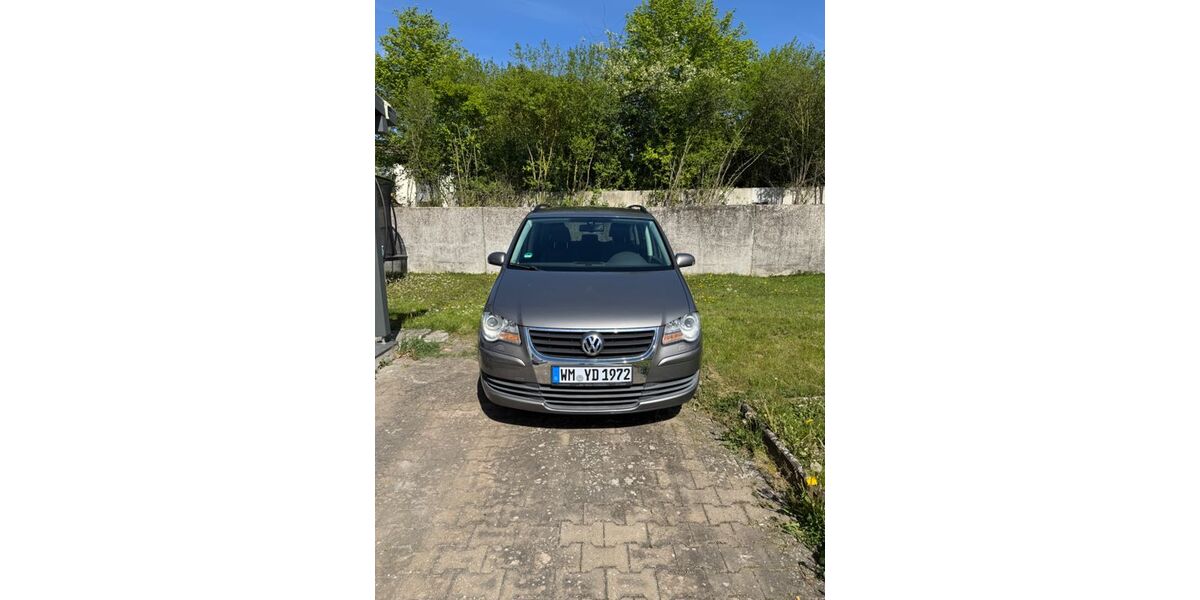 VW Touran 172.000 km 3.200 &euro; Asbach-Bäumenheim 86663
