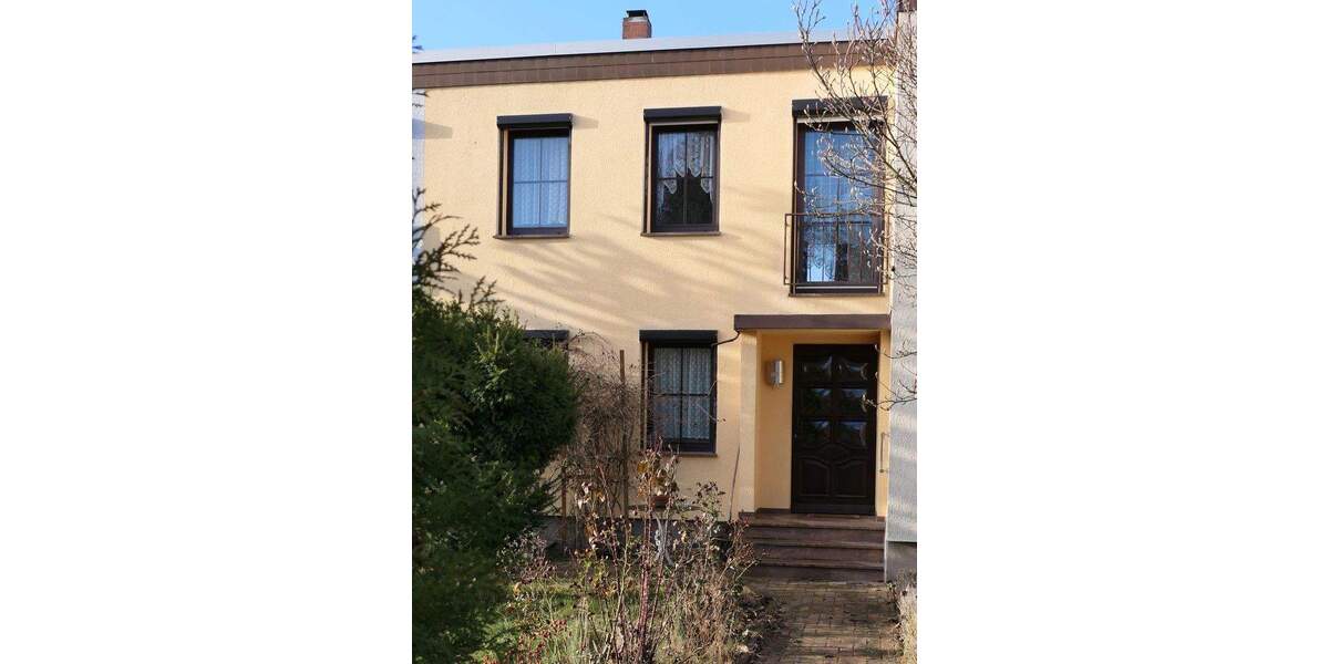 Reihenmittelhaus Halle Gottfried-Keller-Siedlung - 5 Zimmer, 138 m&sup2;, 319.000&euro; | Angebot:25362354