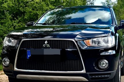 Mitsubishi Outlander 210.000 km 6.900 € Solnhofen 91807