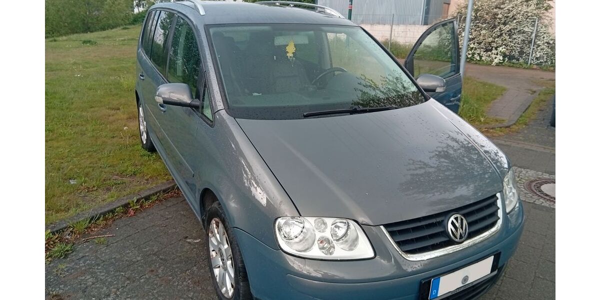 VW Touran 300.000 km 3.300 &euro; Hagenow 19230