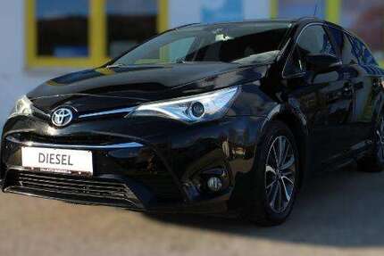 Toyota Avensis 145.900 km 10.990 &euro; Tuttlingen 78532