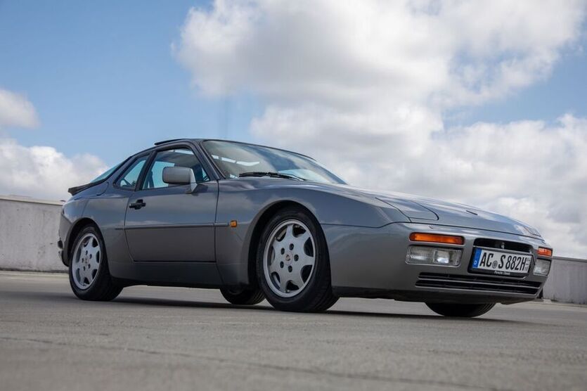 944