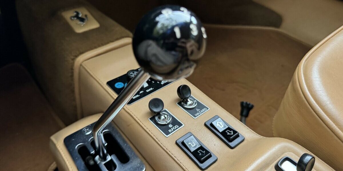 Ferrari 512 BBi Classiche Matching Numbers Matching Colors 39.000 km 299.999 &euro; Hamburg 22339
