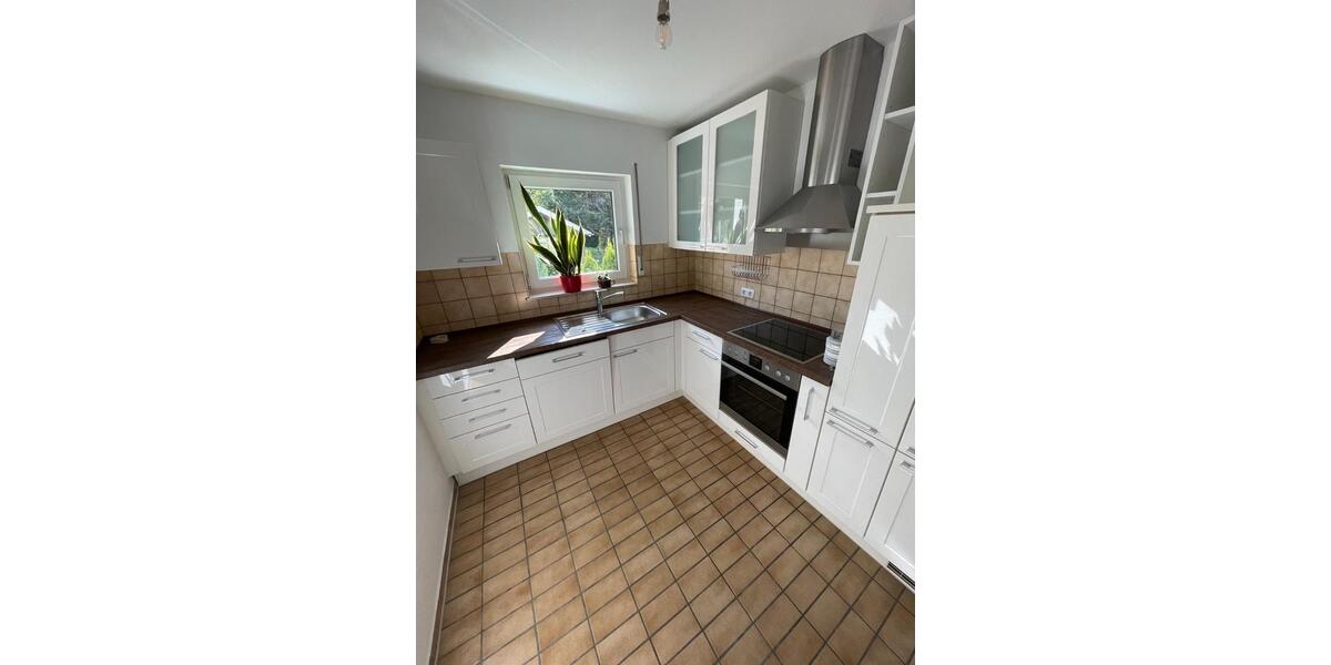 Erdgeschoßwohnung Neuenstein - 4 Zimmer, 100 m&sup2;, 1.050&euro; | Angebot:26350156