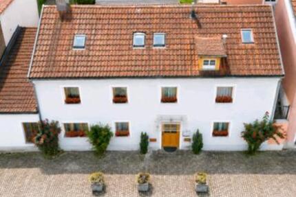 Haus Vilshofen an der Donau - 10 Zimmer, 195 m&sup2;, 349.000&euro; | Angebot:27285420