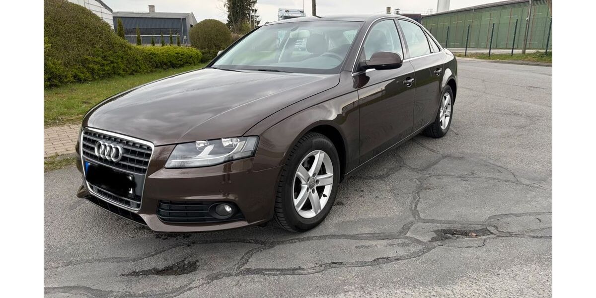 Audi A4 131.700 km 8.900 &euro; Schlangen 33188