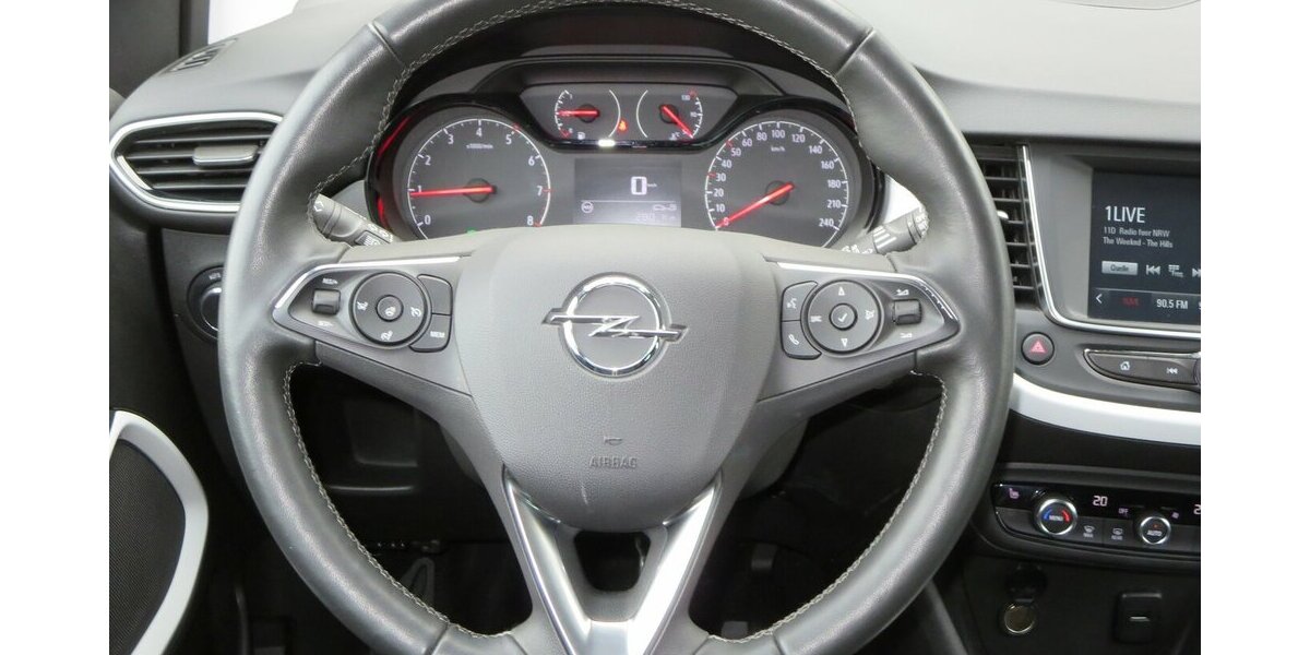 Opel Crossland Design & Tech Kamera|AHK|LED|Keyless 32.053 km 13.450 &euro; Wermelskirchen 42929