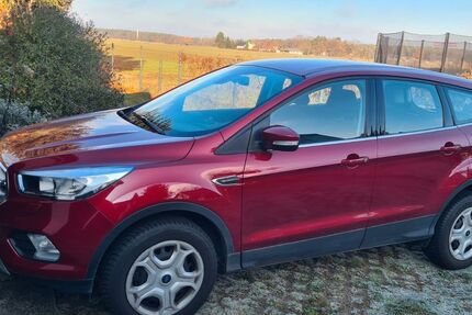 Ford Kuga 25.418 km 12.500 &euro; Schleife 02959