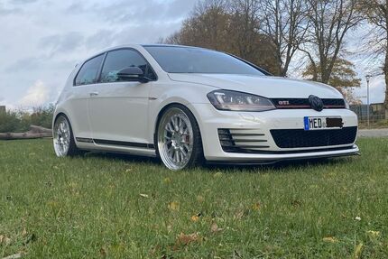 VW Golf 76.950 km 19.490 &euro; Meldorf 25704