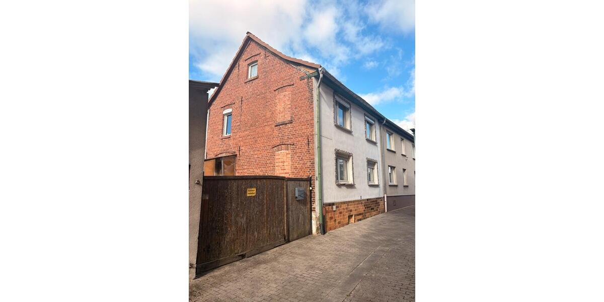 Einfamilienhaus Sondershausen - 4 Zimmer, 105 m&sup2;, 40.000&euro; | Angebot:27127853