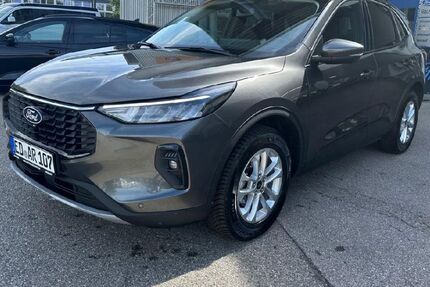 Ford Kuga 1.500 km 37.989 &euro; Freising 85356