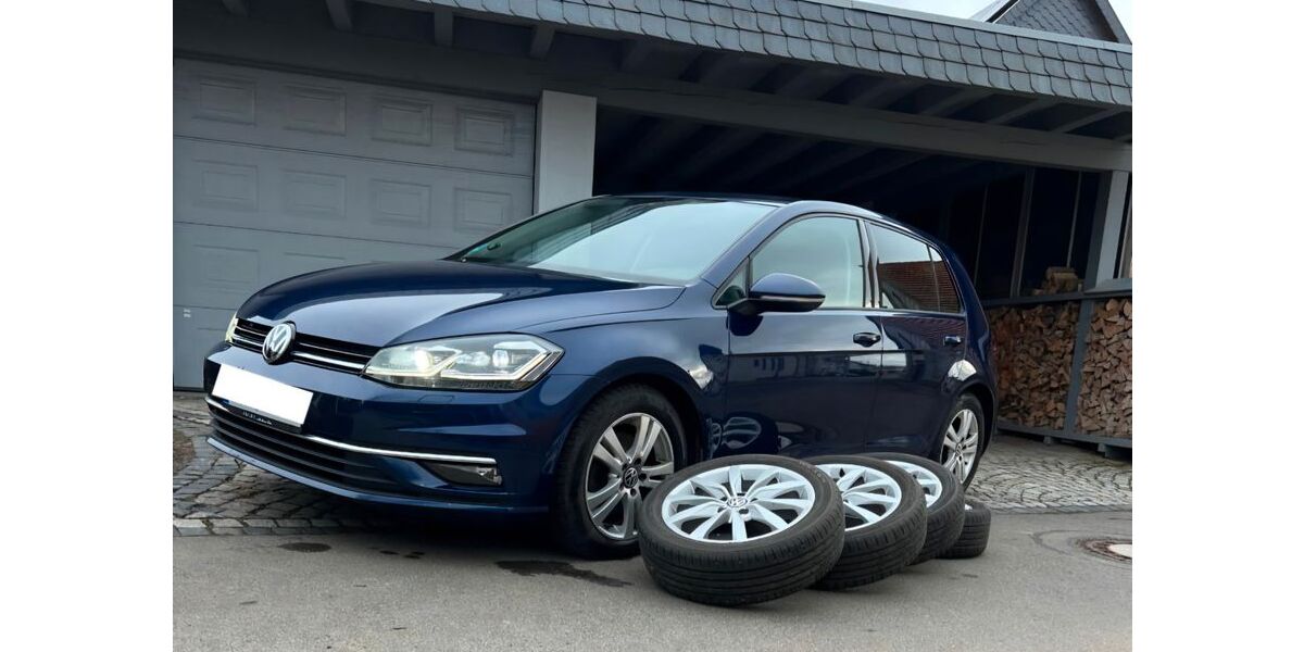 VW Golf 98.524 km 15.300 &euro; Emleben 99869