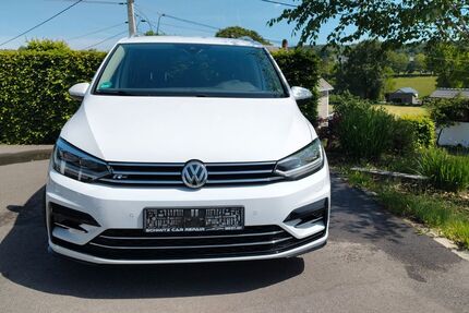 VW Touran 140.374 km 16.900 &euro; Feusdorf 54584