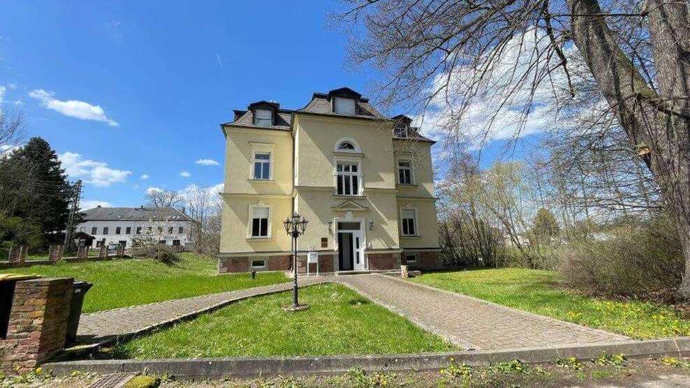 Haus zum Kaufen in Striegistal 350.000 € 360 m²