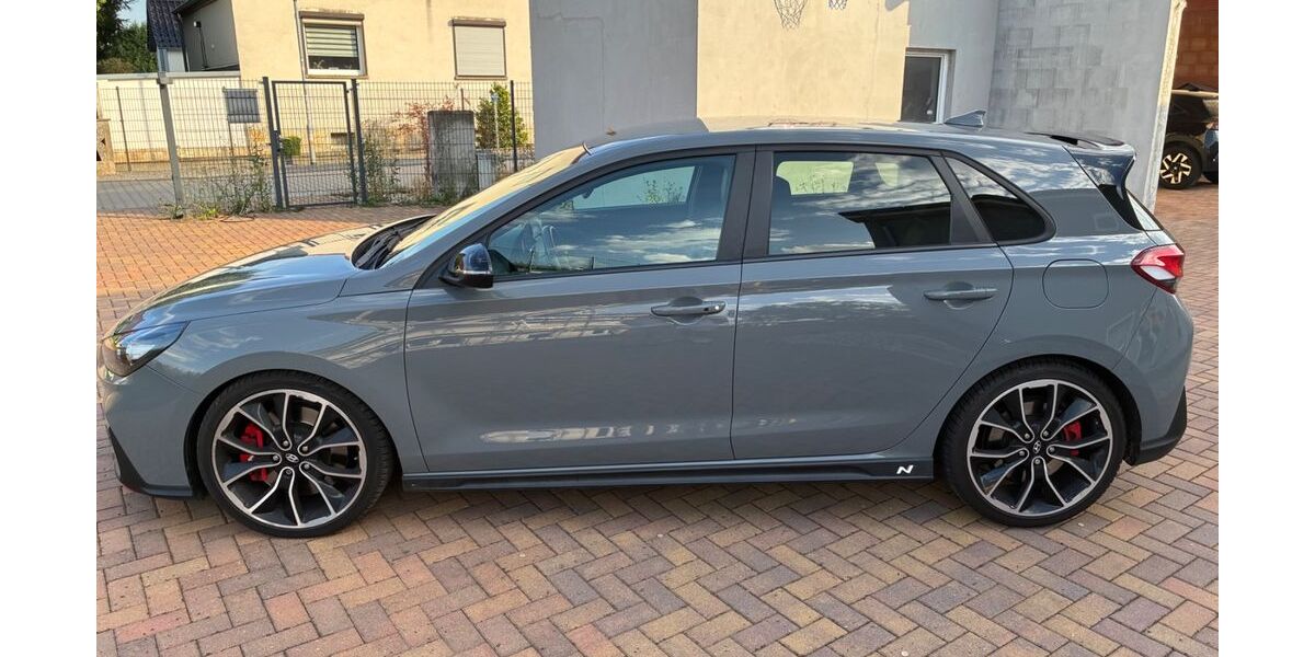 Hyundai i30 95.700 km 22.200 &euro; Bitterfeld-Wolfen 06749