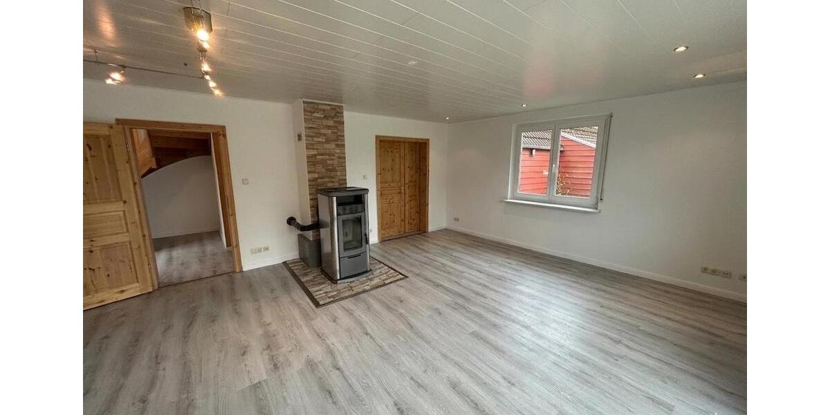 Doppelhaushälfte Heikendorf - 3 Zimmer, 120 m&sup2;, 1.550&euro; | Angebot:26273685