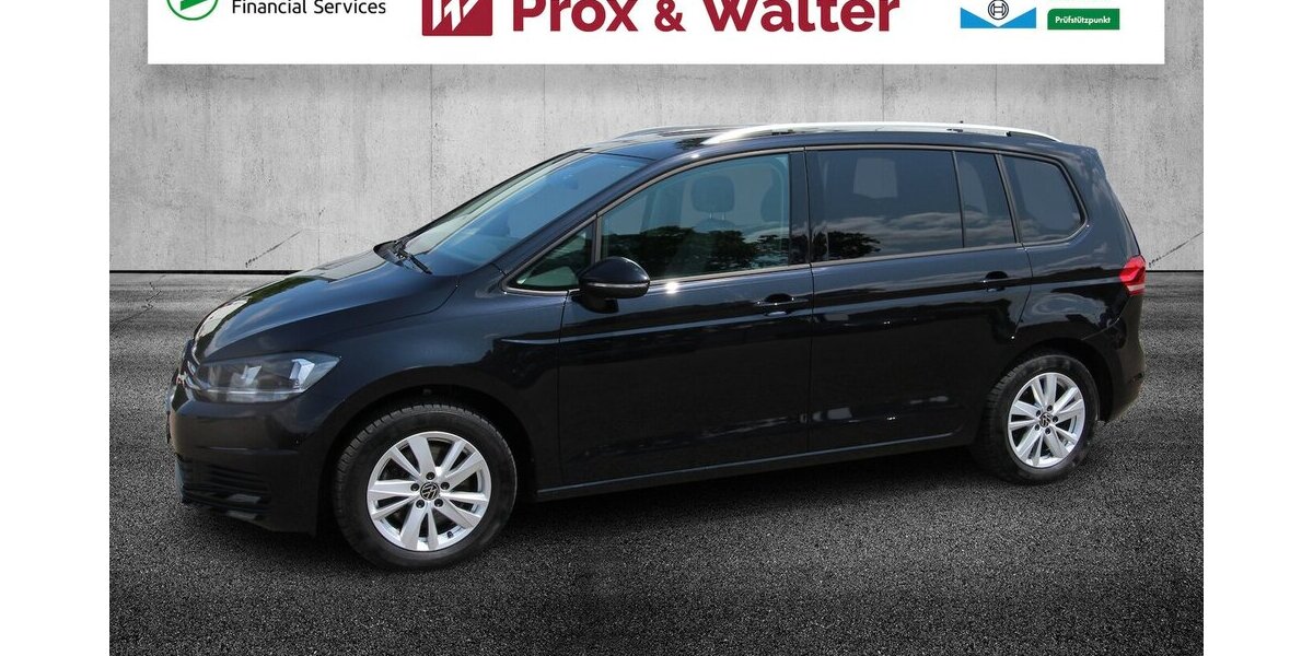 VW Touran 1.5 TSI 7-DSG Comfortline 7-SITZ+NAVI+AHK 22.923 km 32.790 &euro; Hagenow 19230