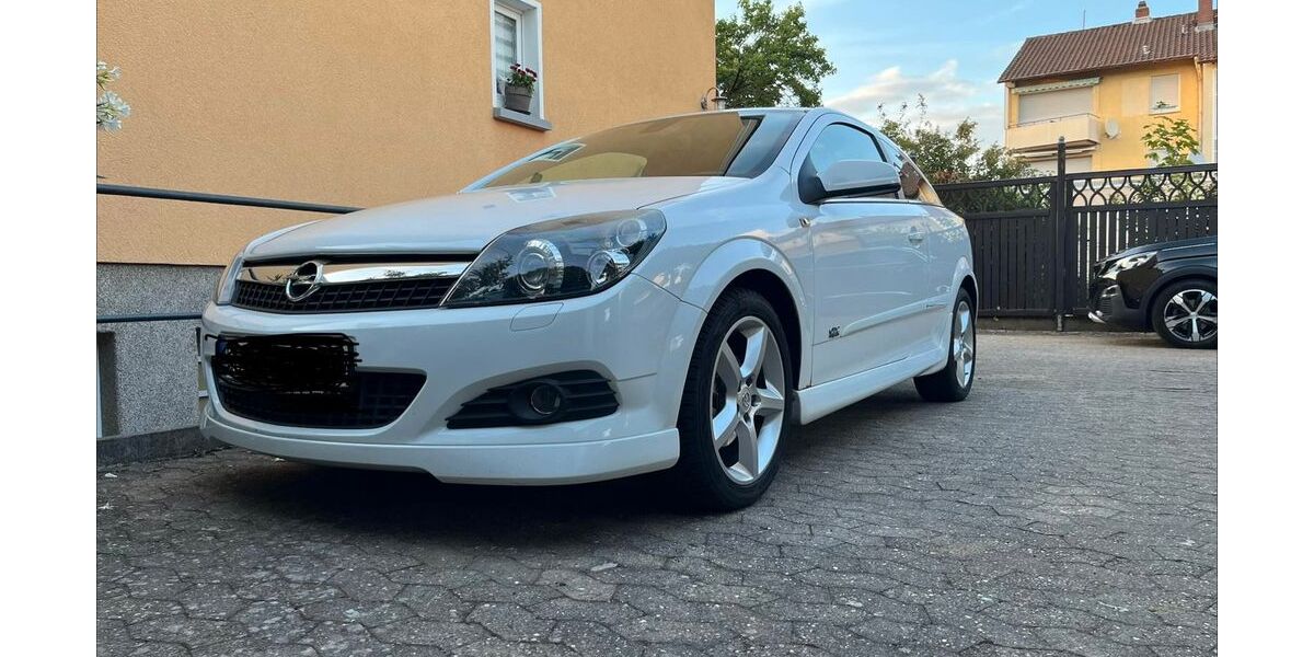 Opel Astra 216.666 km 2.800 &euro; Rüsselsheim 65428