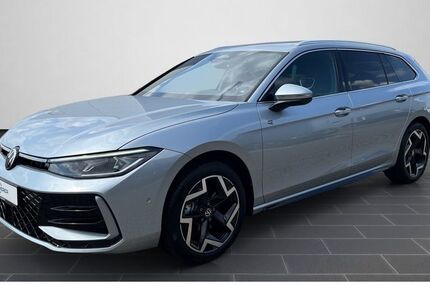 VW Passat 4.900 km 52.900 € Ladenburg 68526