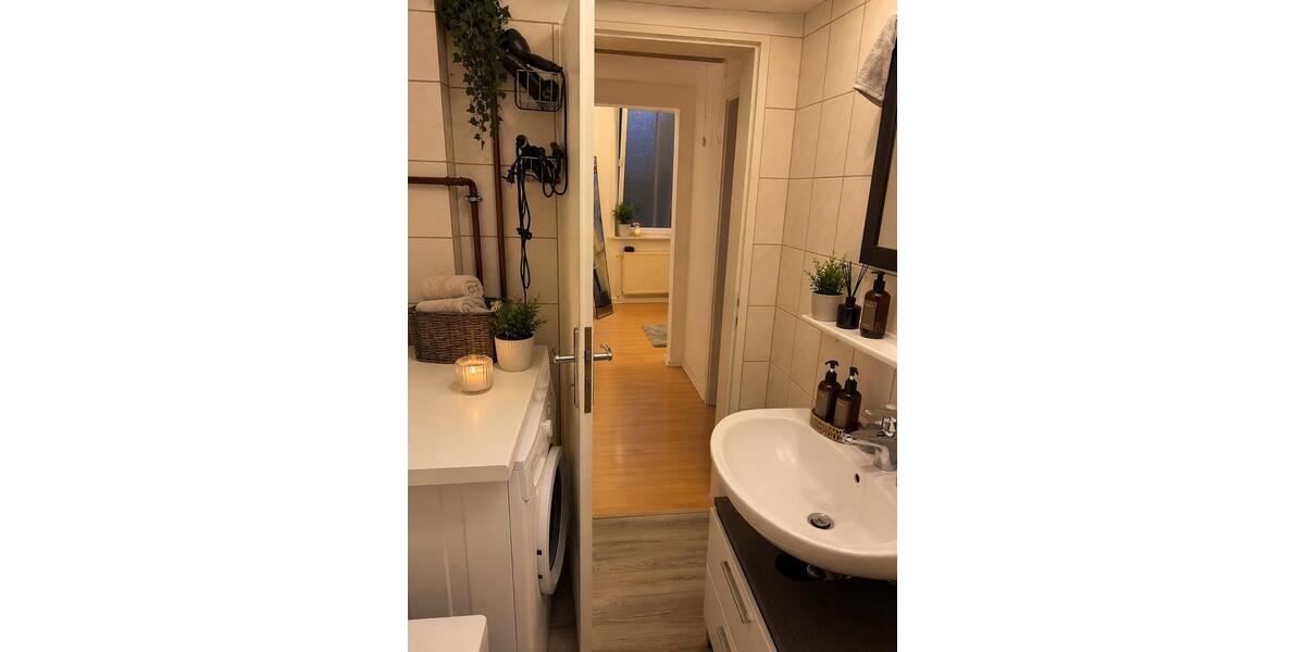 Etagenwohnung Niederfüllbach - 2.5 Zimmer, 90 m&sup2;, 700&euro; | Angebot:26688627