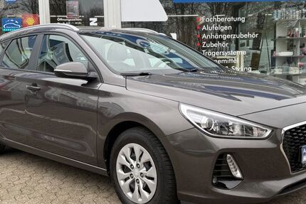 Hyundai i30 132.526 km 9.890 &euro; Marienhafe 26529