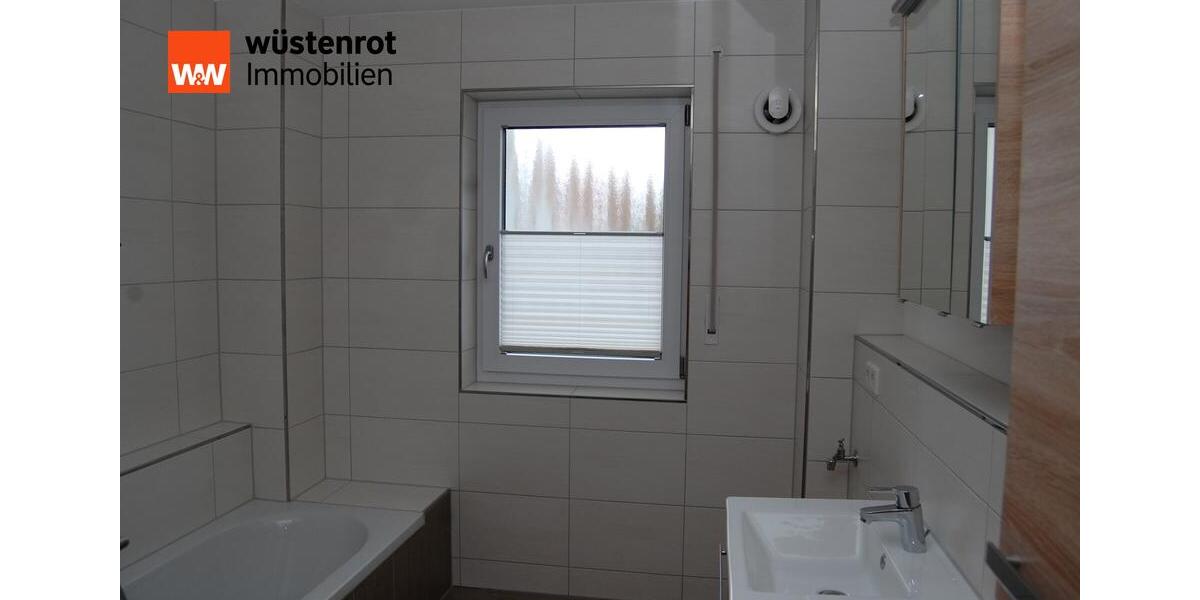 Etagenwohnung Roding - 3 Zimmer, 81 m&sup2;, 850&euro; | Angebot:26068849