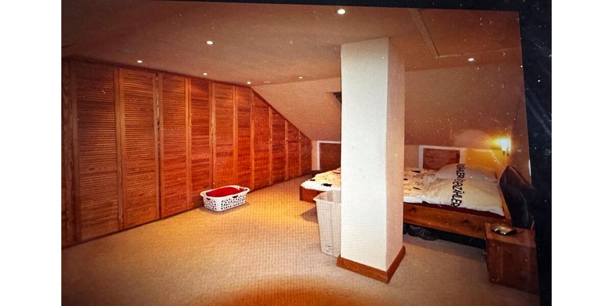 Dachgeschoßwohnung Neu Wulmstorf - 5 Zimmer, 130 m&sup2;, 275.000&euro; | Angebot:24841841