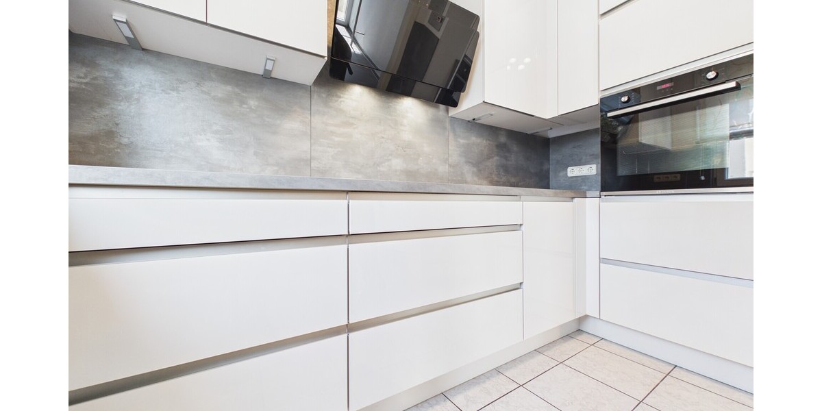 Einzigartiger Atrium-Bungalow in Maintal-Bischofsheim mit EBK, Traumgarten und Garage - Bungalow Maintal / Bischofsheim Bischofsheim | Angebot:26110603