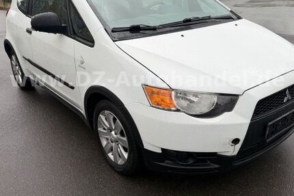 Mitsubishi Colt 67.730 km 1.350 &euro; Netzschkau 08491