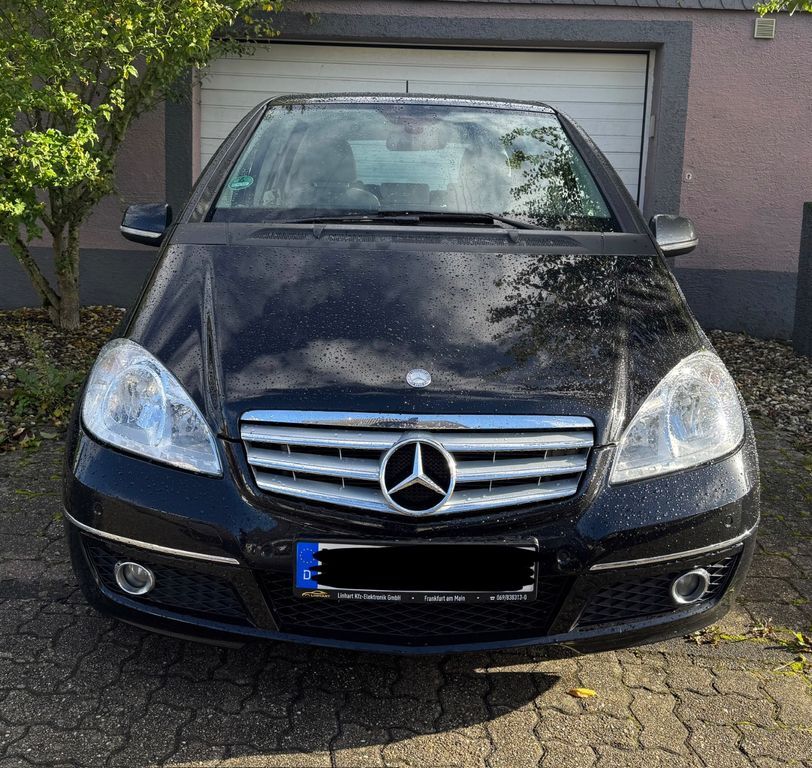 Mercedes-Benz A 180 208.582 km 2.490 € Hagenbach 76767