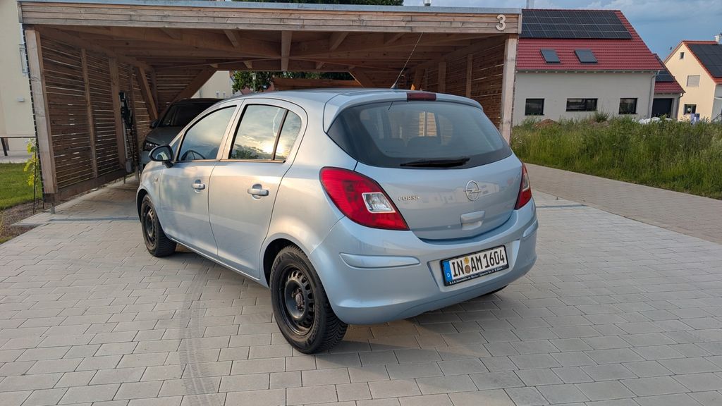 Opel Corsa 129.120 km 2.950 &euro; Greding 91171