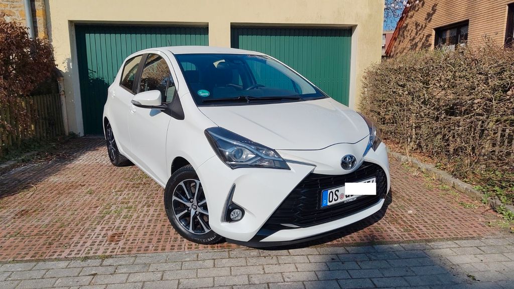 Toyota Yaris 73.000 km 12.750 &euro; Osnabrück 49090