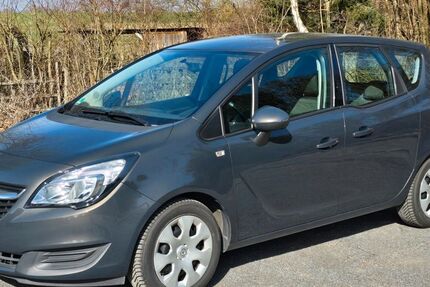Opel Meriva 61.000 km 5.999 &euro; Otzberg 64853