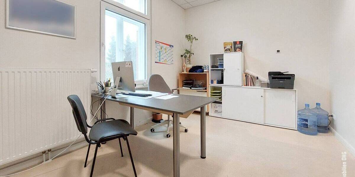 Gewerbeobjekt Drochtersen - 1 Zimmer, 235 m&sup2;, 2.900&euro; | Angebot:26798460