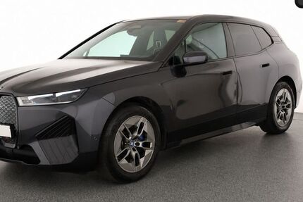BMW iX 35.675 km 41.880 &euro; Berlin 12103
