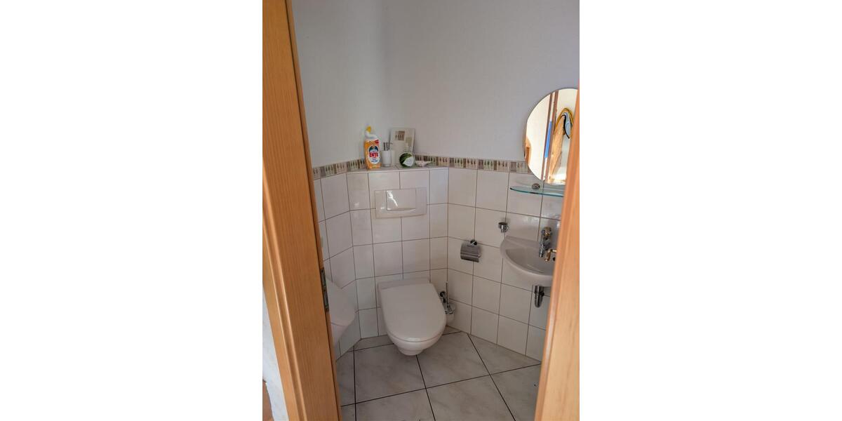 Einfamilienhaus Schöntal - 7 Zimmer, 210 m&sup2;, 1.900&euro; | Angebot:24585632