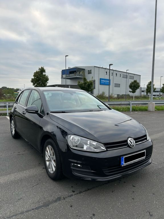 VW Golf 88.000 km 13.000 € Mömbris 63776