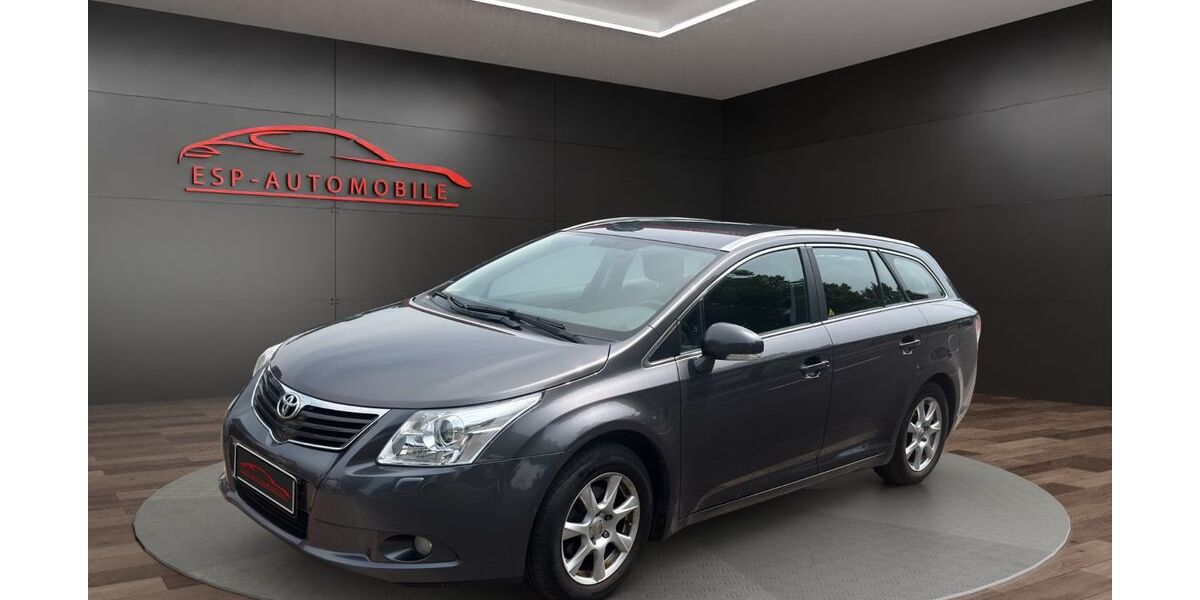 Toyota Avensis 219.000 km 5.000 &euro; Hamburg 22047