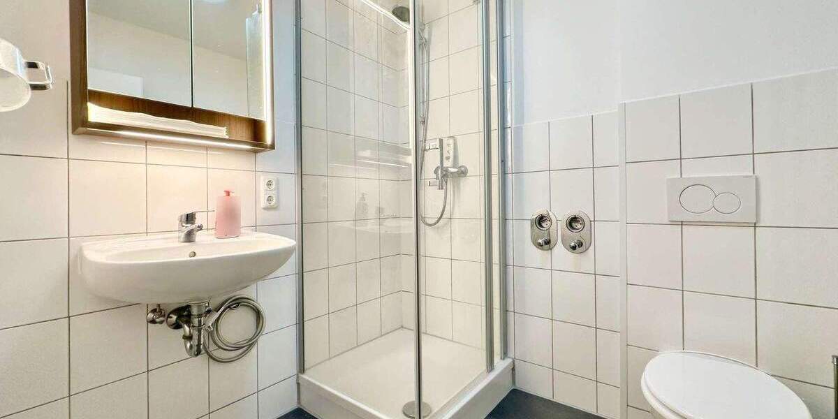 Wohn- und Geschäftshaus in zentraler Lage von Aachen 7 zimmer