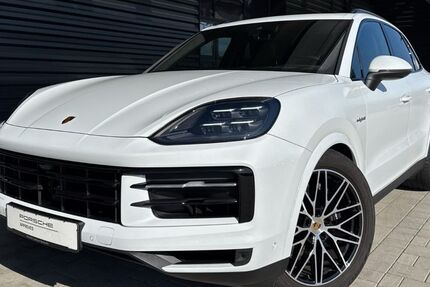 Porsche Cayenne 15.990 km 106.639 € Ettlingen 76275