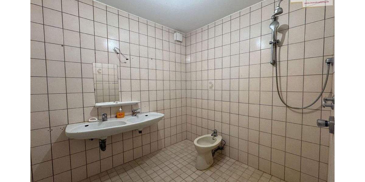 Einfamilienhaus Goldenstedt - 8 Zimmer, 232 m&sup2;, 319.000&euro; | Angebot:25738567