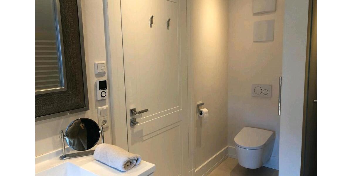 Dachgeschoßwohnung Gmund am Tegernsee - 3 Zimmer, 110 m&sup2;, 2.500.000&euro; | Angebot:23274225